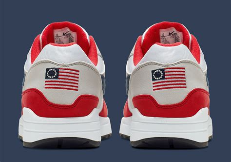 nike air max rot america flagge|nike air max 1 news.